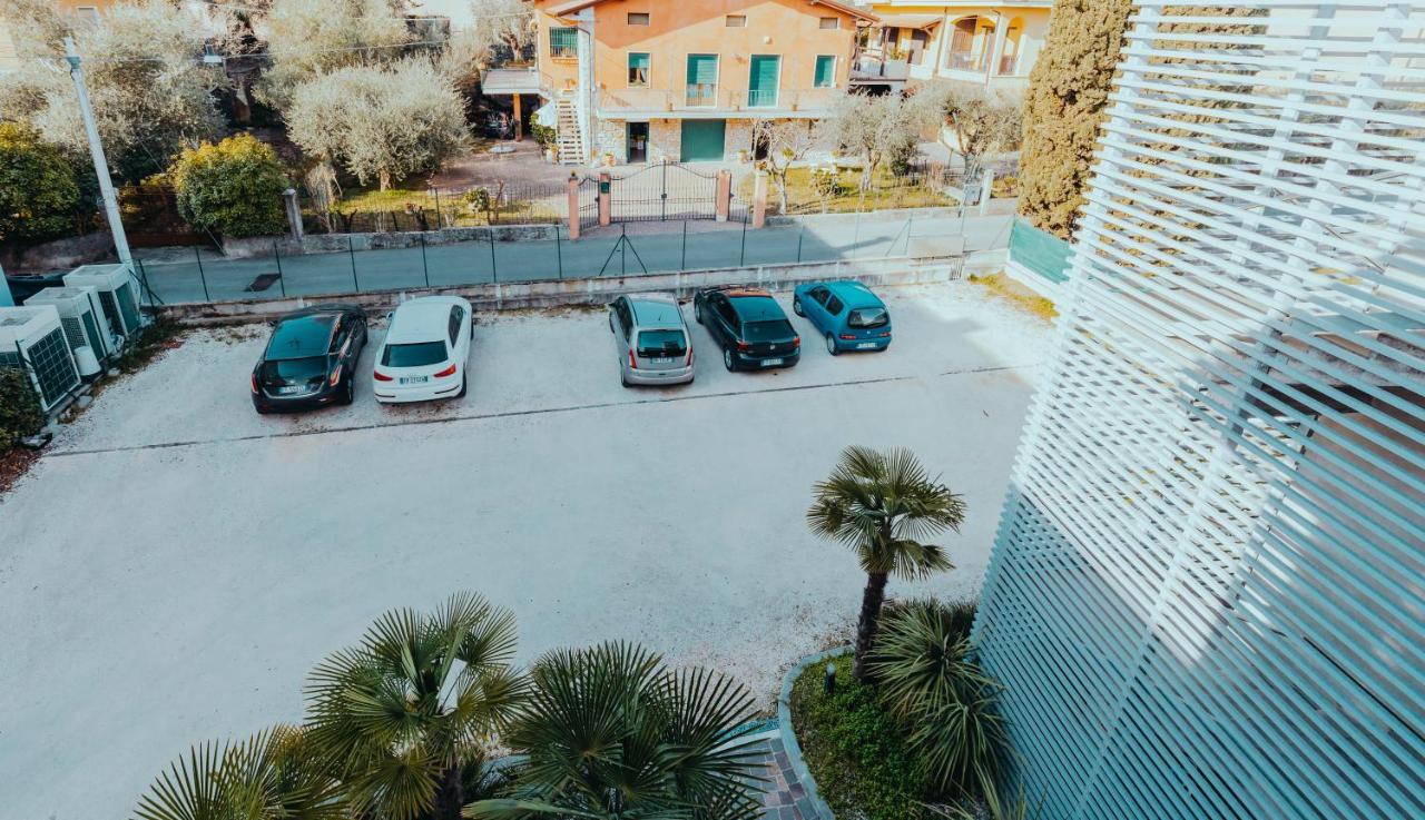 The Attico Lejlighed Padenghe sul Garda Eksteriør billede